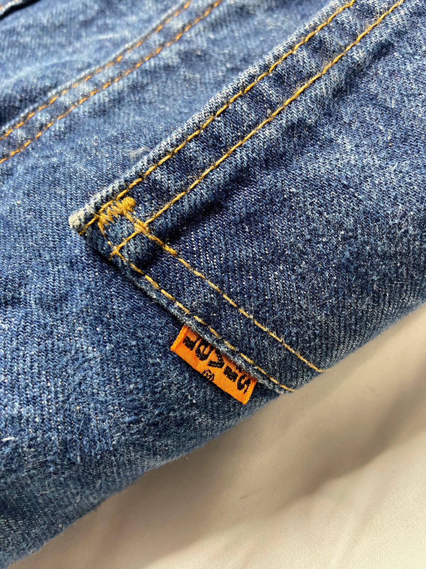 Vintage 1980’s Orange Tab Bootcut Levi’s Jeans 34x34