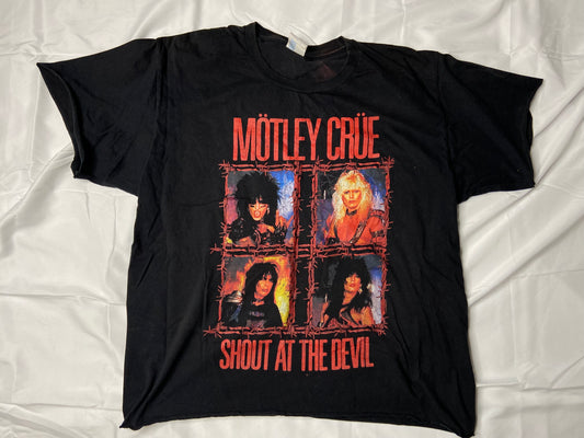 Hand Cut Mötley Crüe “Shout At The Devil” T-Shirt